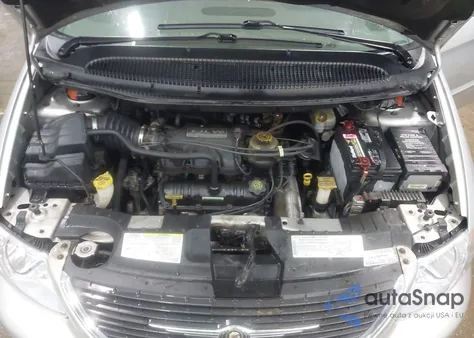 2003 Chrysler Town & Country from USA, damaged, VIN 2C4GP24393R242130